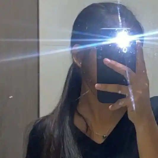 profile-hidden-face-mirror-selfie-dp