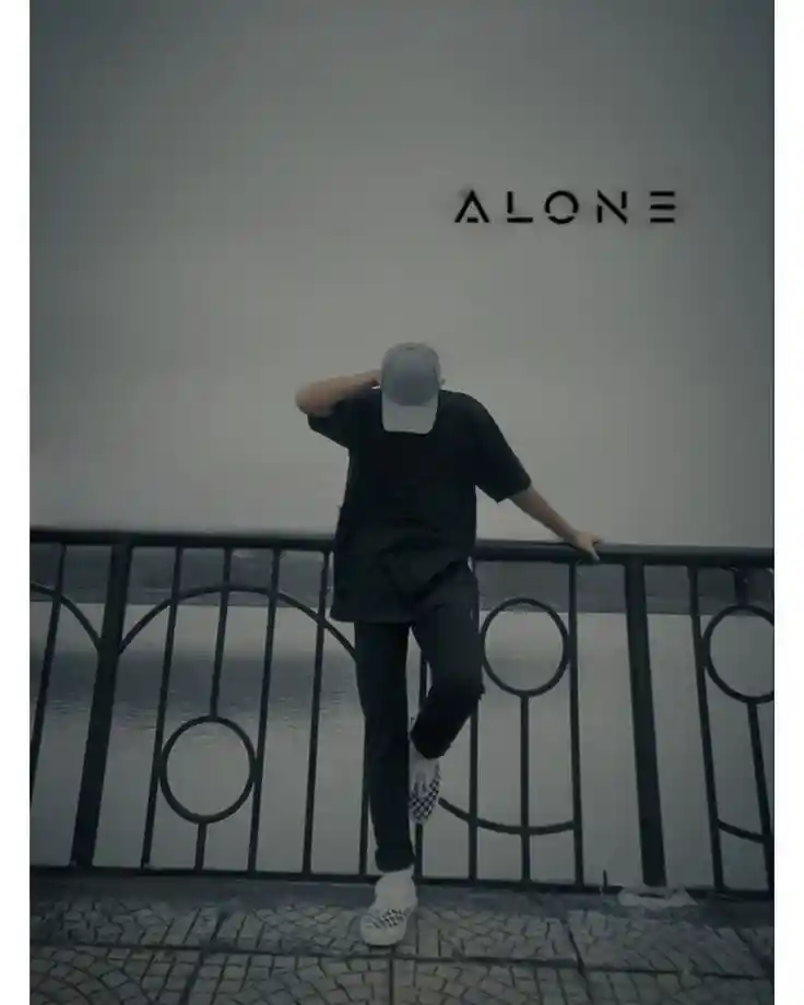alone-dp-boy